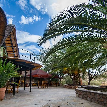 Etusis Lodge Usakos Luaran gambar