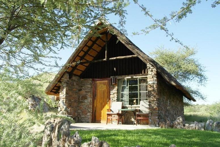 Etusis Lodge Usakos Luaran gambar