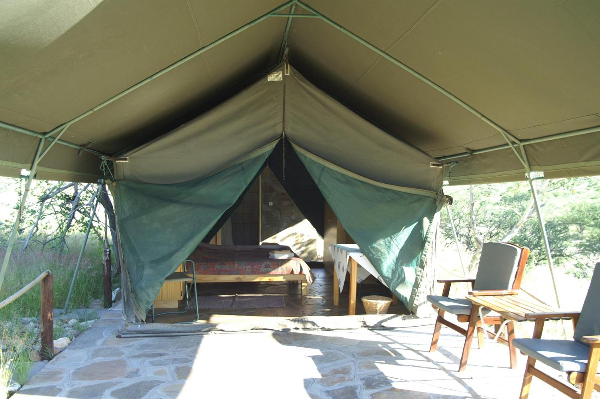 Etusis Lodge Usakos Luaran gambar