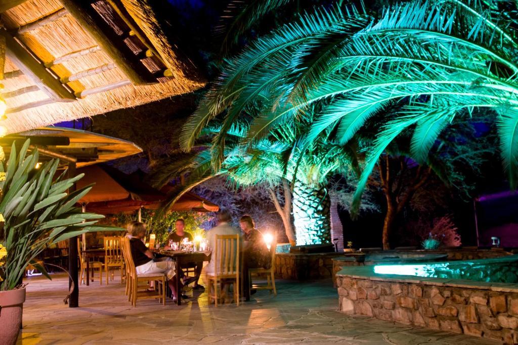 Etusis Lodge Usakos Luaran gambar