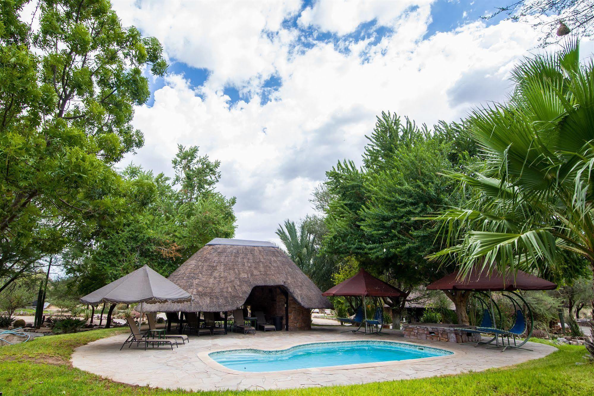 Etusis Lodge Usakos Luaran gambar